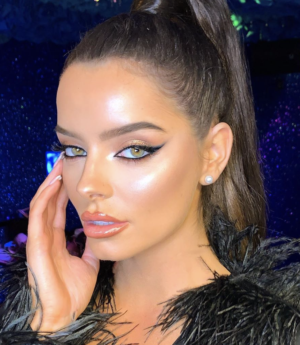 maura-higgins-2019-makeup-breakdown